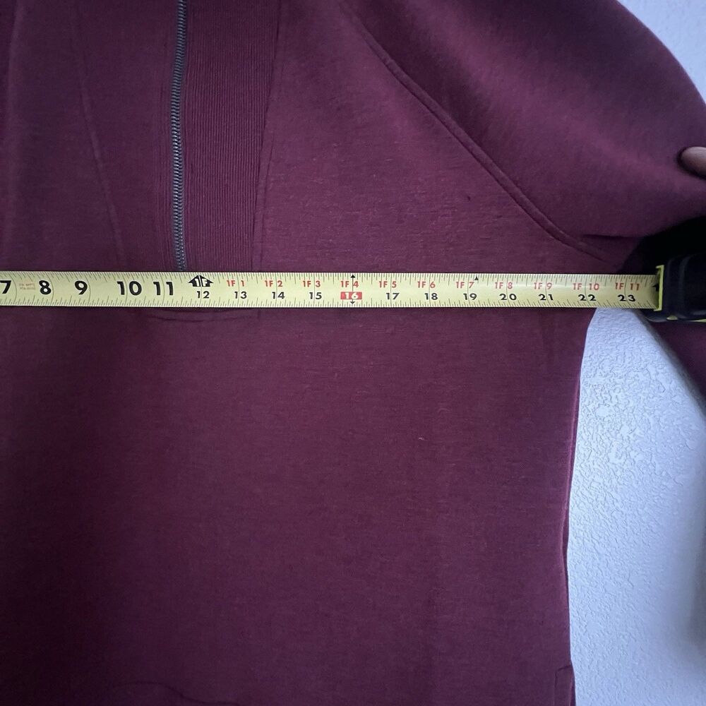 Spanx AirEssentials Half Zip sweatshirt in the color Plum Berry Size M - Picture 5 of 5
